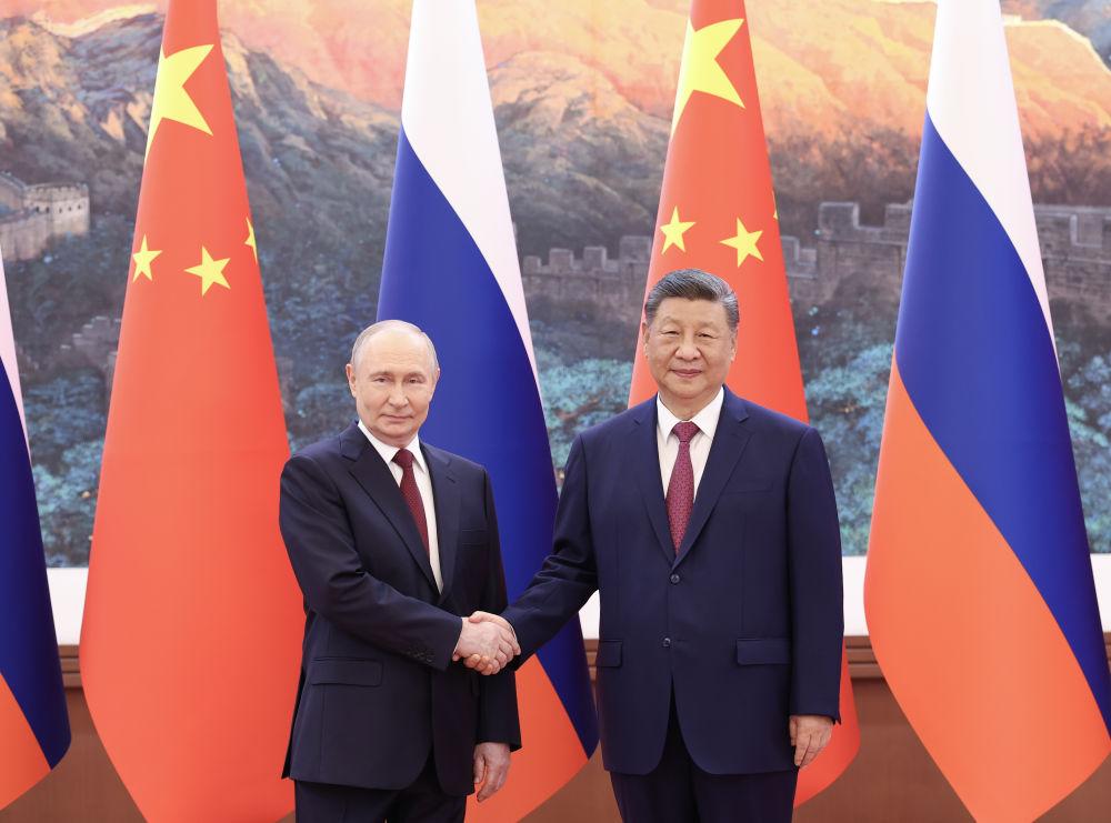 5月20日上午,国家主席习近平在北京人民大会堂同来华进行国事访问的俄罗斯总统普京举行会谈。新华社记者 黄敬文 摄