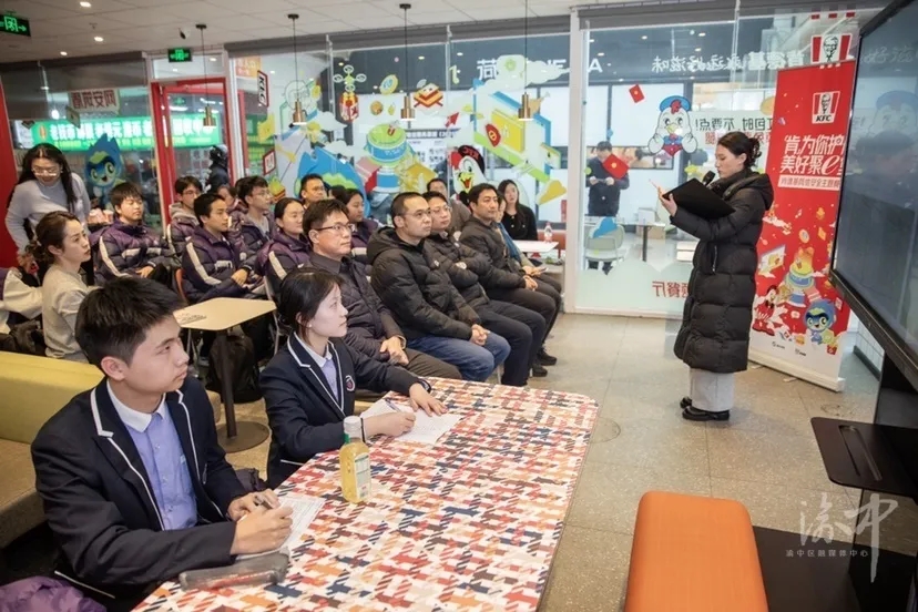 bc40b687271973a1a9550b49d8dd6c41_305df4fc345a41ce89506fd528c01bad_wh828x552