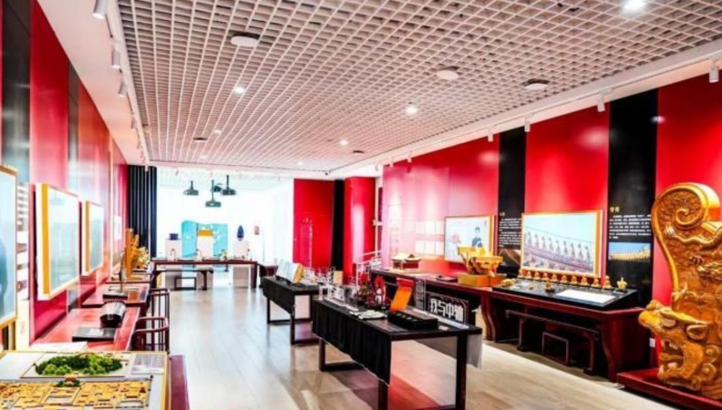 中国新闻网看重庆｜城口“忘我”漆艺作品展亮相故宫 展出百余件残疾人非遗作品