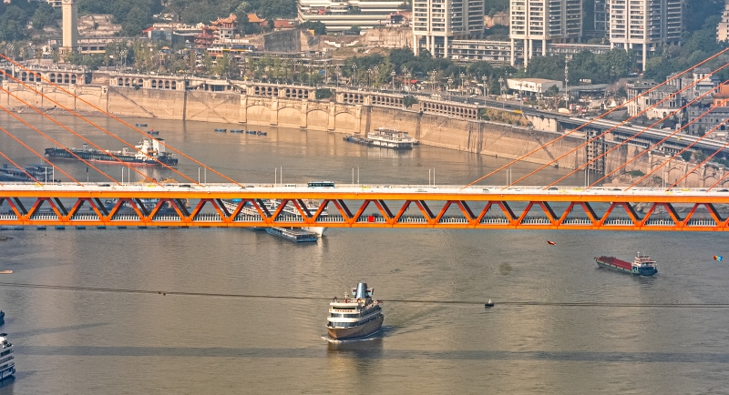 新华社看重庆｜重庆多地降下大暴雨 已转移避险1.4万余人