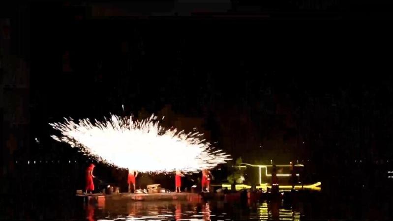 新华社看重庆｜重庆黔江：古镇里的夜景灯火秀