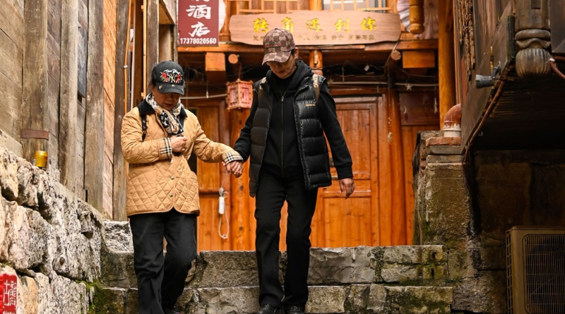 新华社看重庆｜酉阳：冬日游古镇 静享慢时光