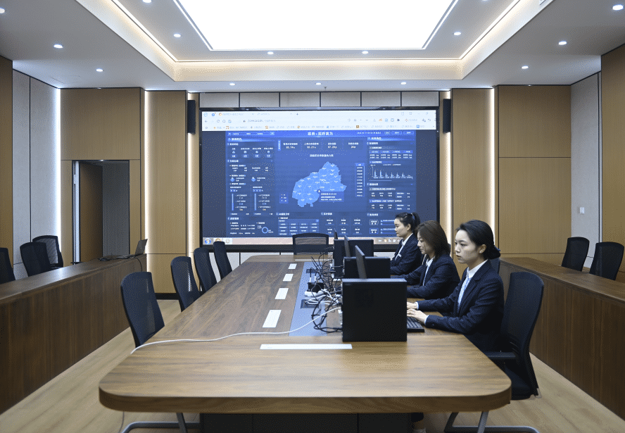 0236e93d-d4c3-4970-922a-b7d762a0e54b